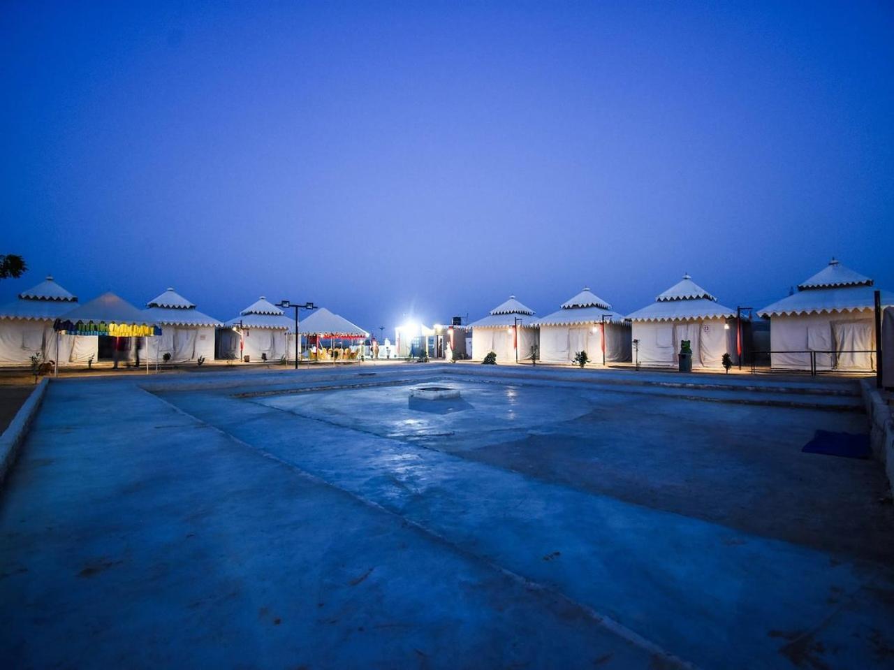 Star Desert Camp Jaisalmer Bagian luar foto